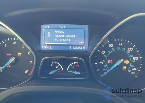 2015 Ford Focus Se z USA, uszkodzony, nr VIN 1FADP3F20FL297761